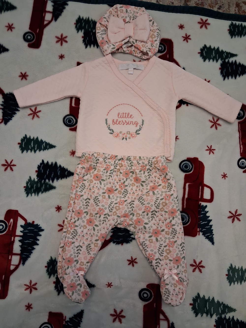Catherine Malandrino Pink Floral Baby Pajama Set with Hat